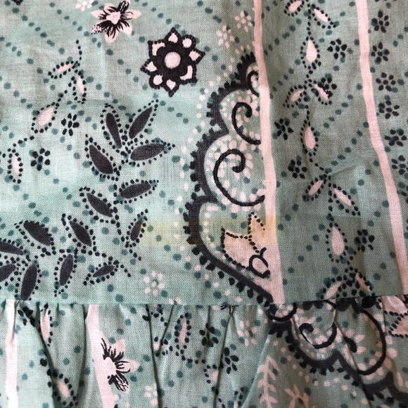 Style & Co brand grey top w/blue green pattern - Picture 7 of 10